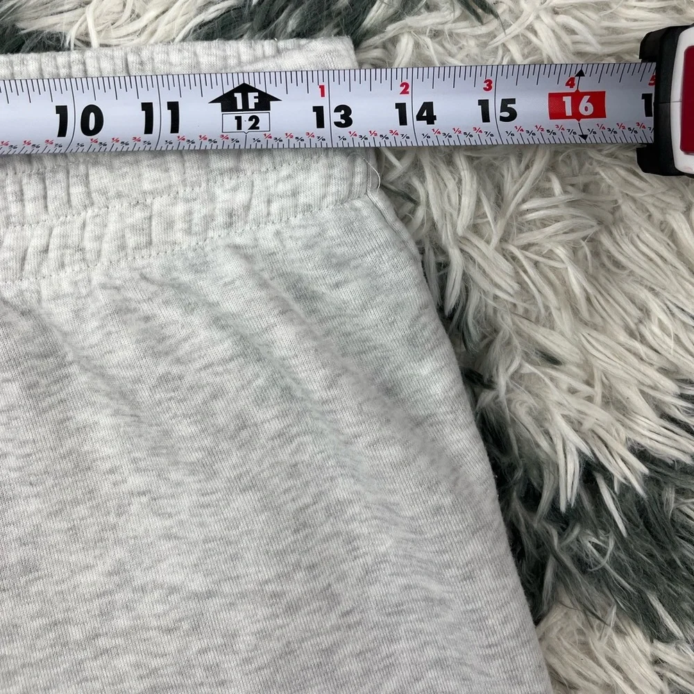 The Grinch Kids Gray Sweatpants Christmas Presents Dr. Seuss Size XL